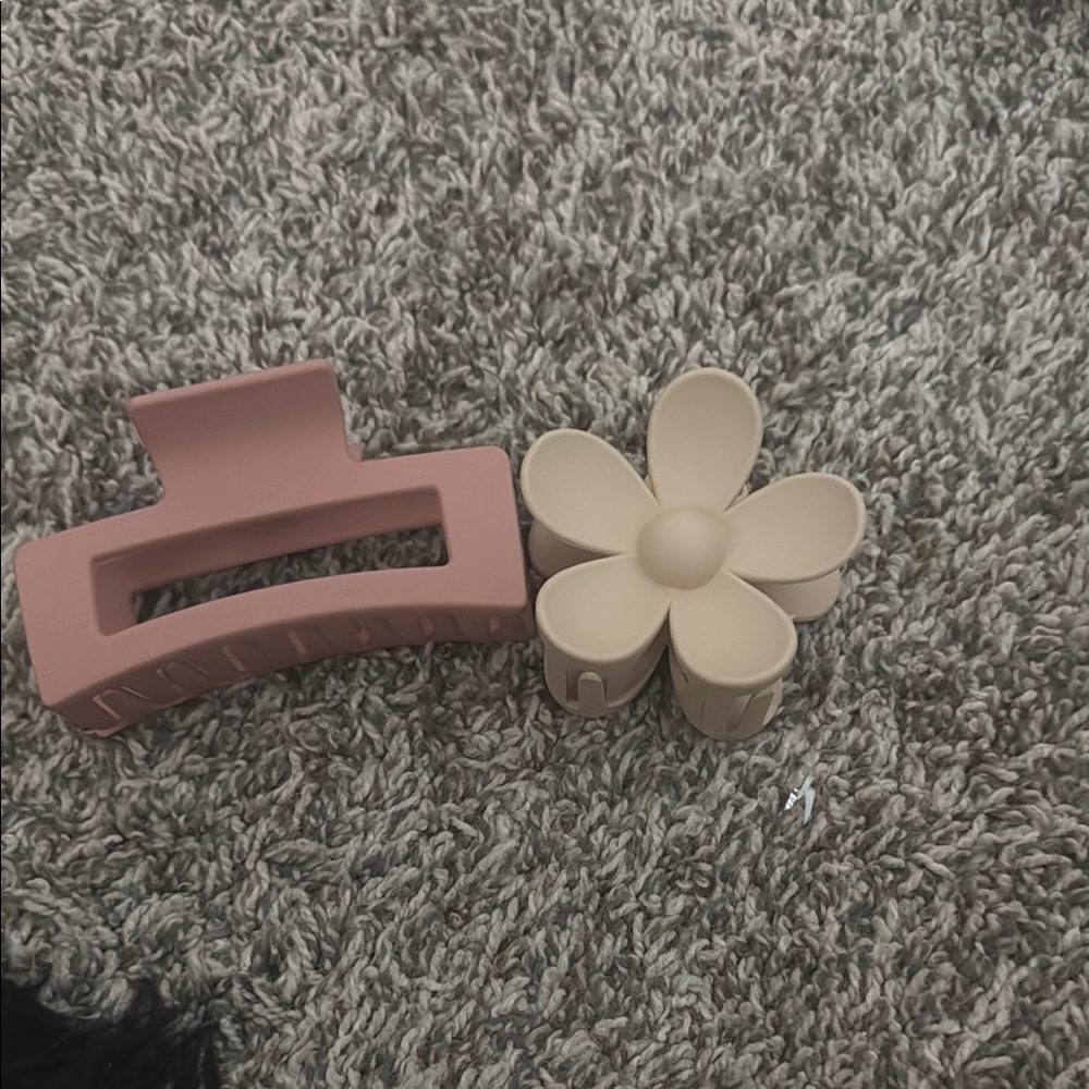 Clip Hair Accessory Set - Pink and Cream